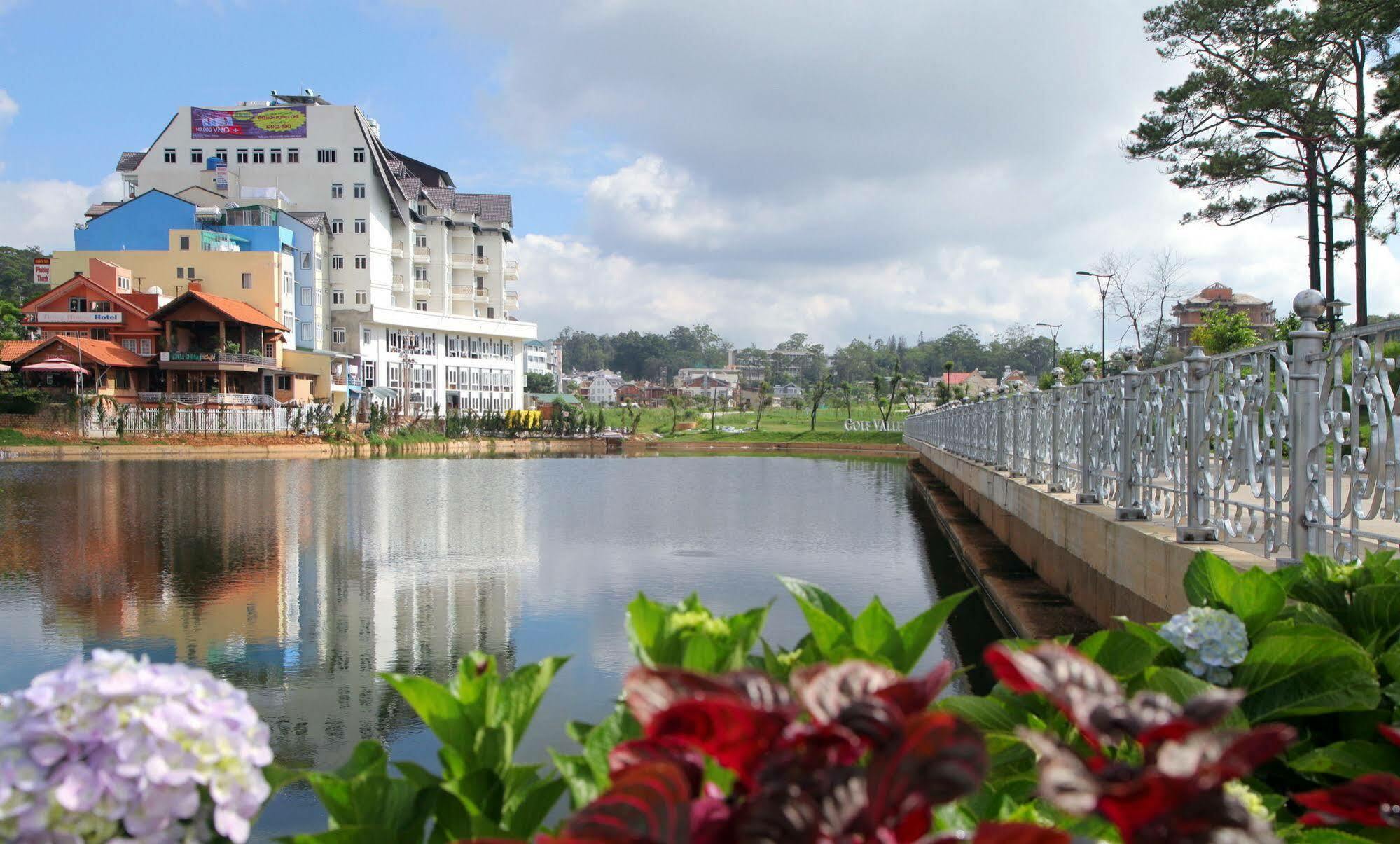 Kings Hotel Dalat Luaran gambar